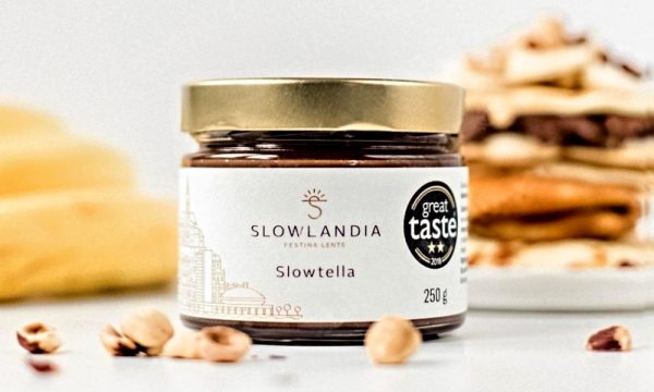 Slowtella – Lieskovcovo-kakaový krém palacinky SLOWLANDIA